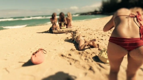 Bikini-Babes-in-Hawaii